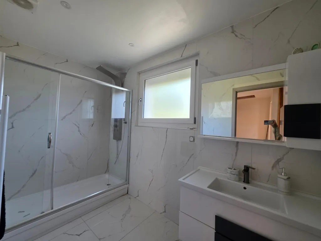 Bathrooms - 1970s House with Studio in Morbier