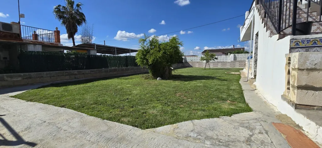 Aed - Chalet with Private Pool near Llíria