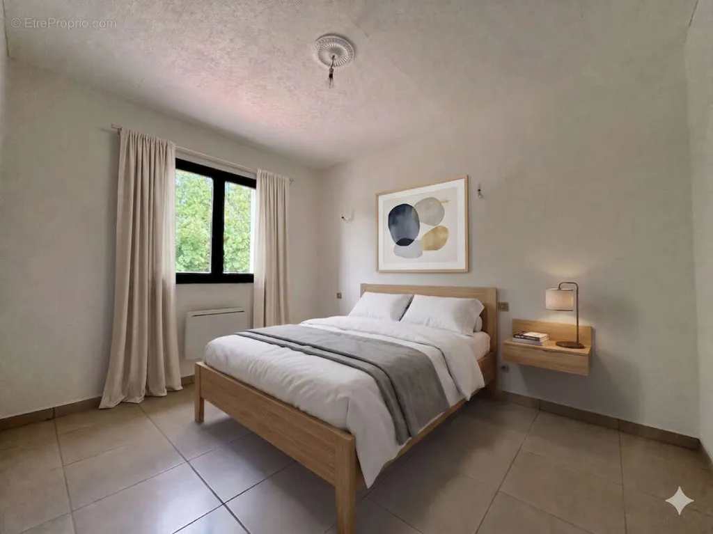 Bedrooms - Divisible Villa with Double Garage in Montarnaud