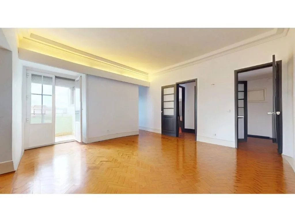 Soggiorno - Luxury Apartment with River View in Lisbon