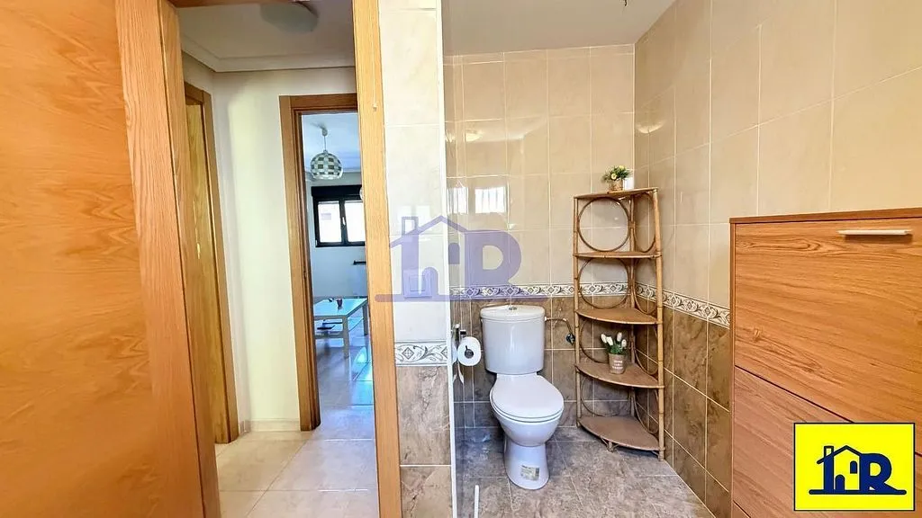 Bathrooms - Duplex with University Proximity in San Antón, Cuenca