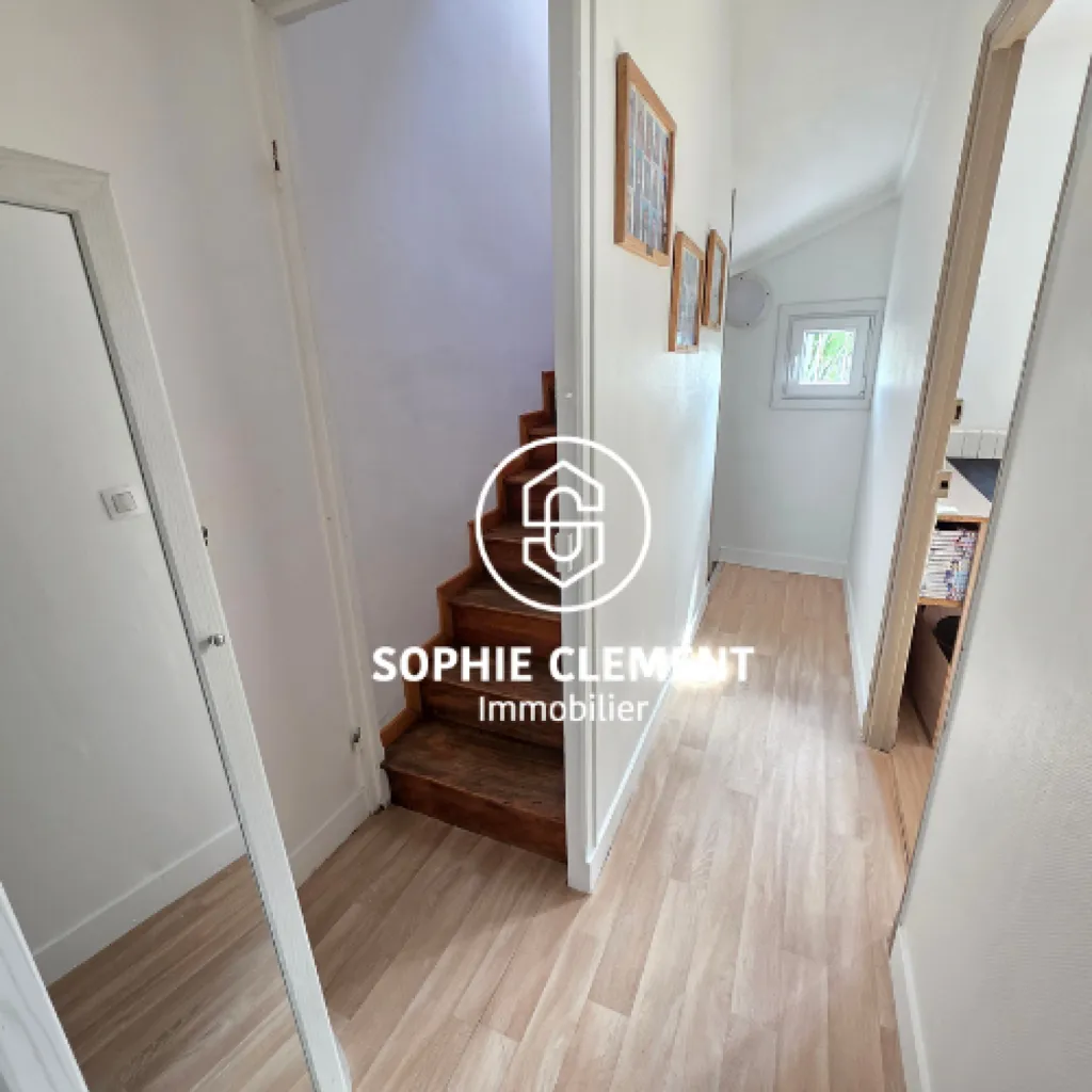 6-toaline maja asukohas Beauvais