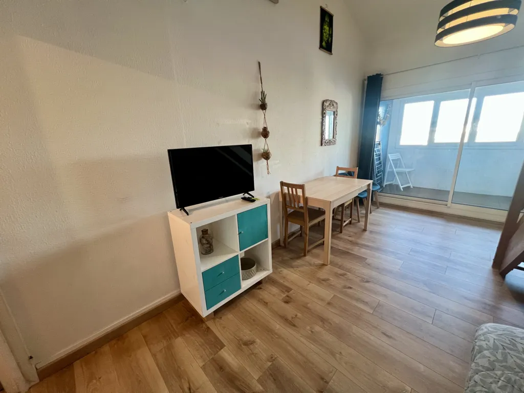 Elutuba - Duplex with Balcony near Beach
