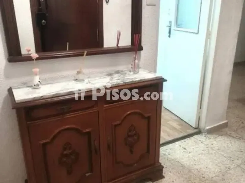 Entrée - Student-Friendly Flat in Ciudad Jardín, Córdoba