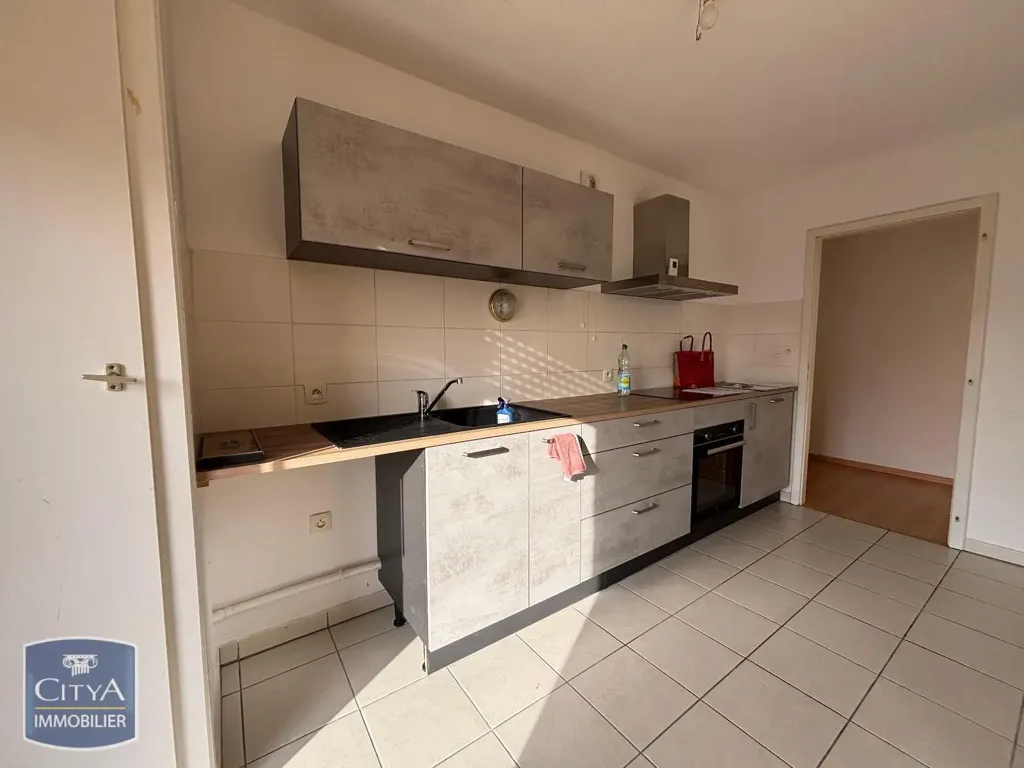 Cuisine - Appartement 3 Pièces avec Balcon à Hochfelden