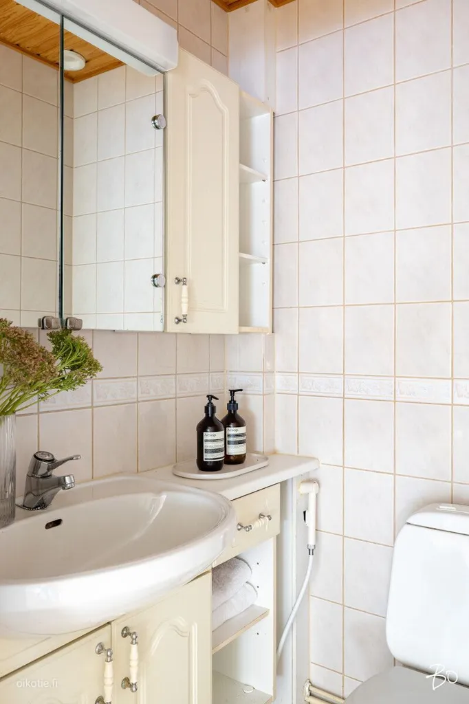 Vannitoad - Single-Storey Cottage with Garden in Virkkala