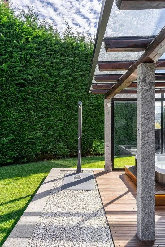 Terrasse - Restored Chalet with River Walk Access in Lugo