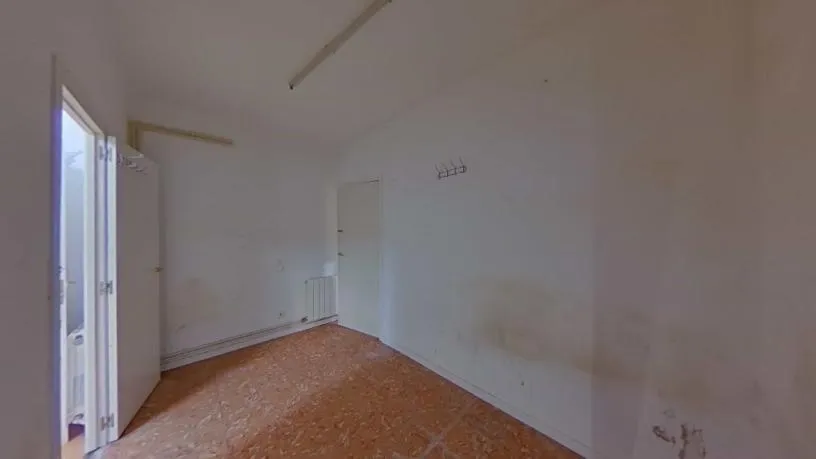 Toad - Flat with Garden Access in Castelldefels