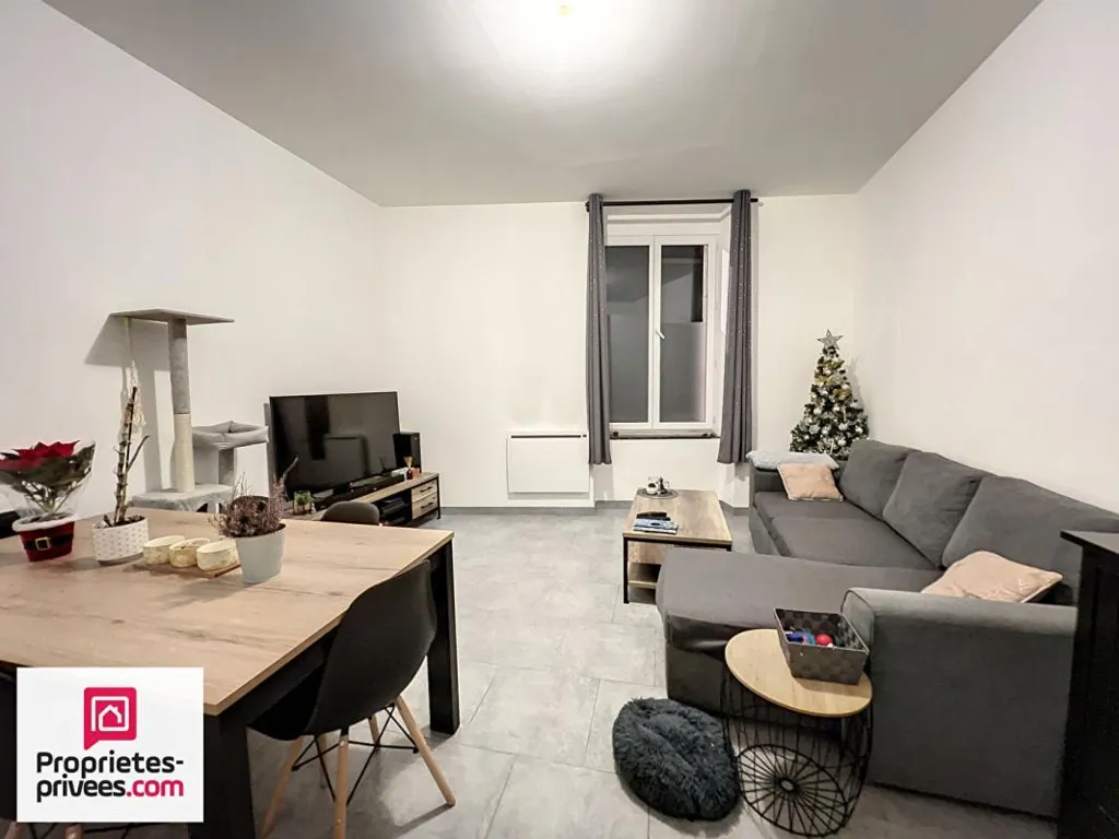 Séjour - Appartement RDC T2 Refait à Neuf à Rians