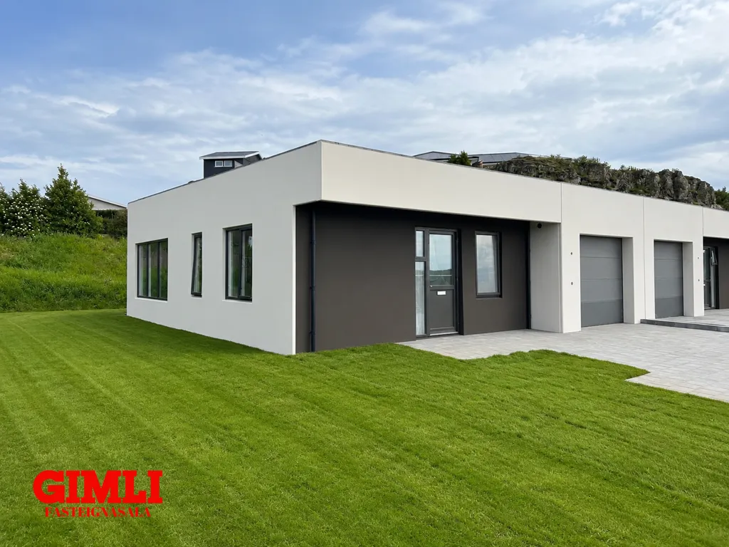 Extérieur - Modern Apartment with Garden in Borgarnes
