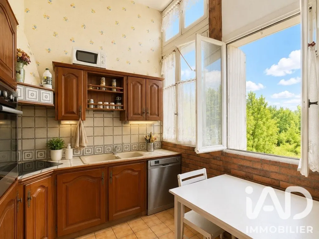 Cucina - Duplex Apartment with East View in Tarbes