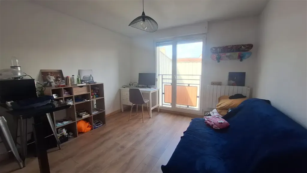 Séjour - Studio Lumineux avec Emplacement Privilégié à Bordeaux