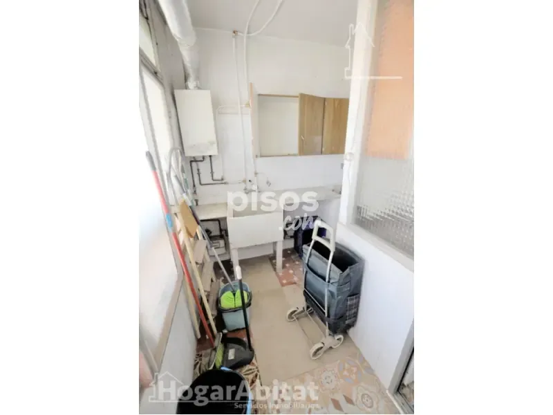 Pesuköök - Spacious Apartment with Balcony in Malilla, Valencia