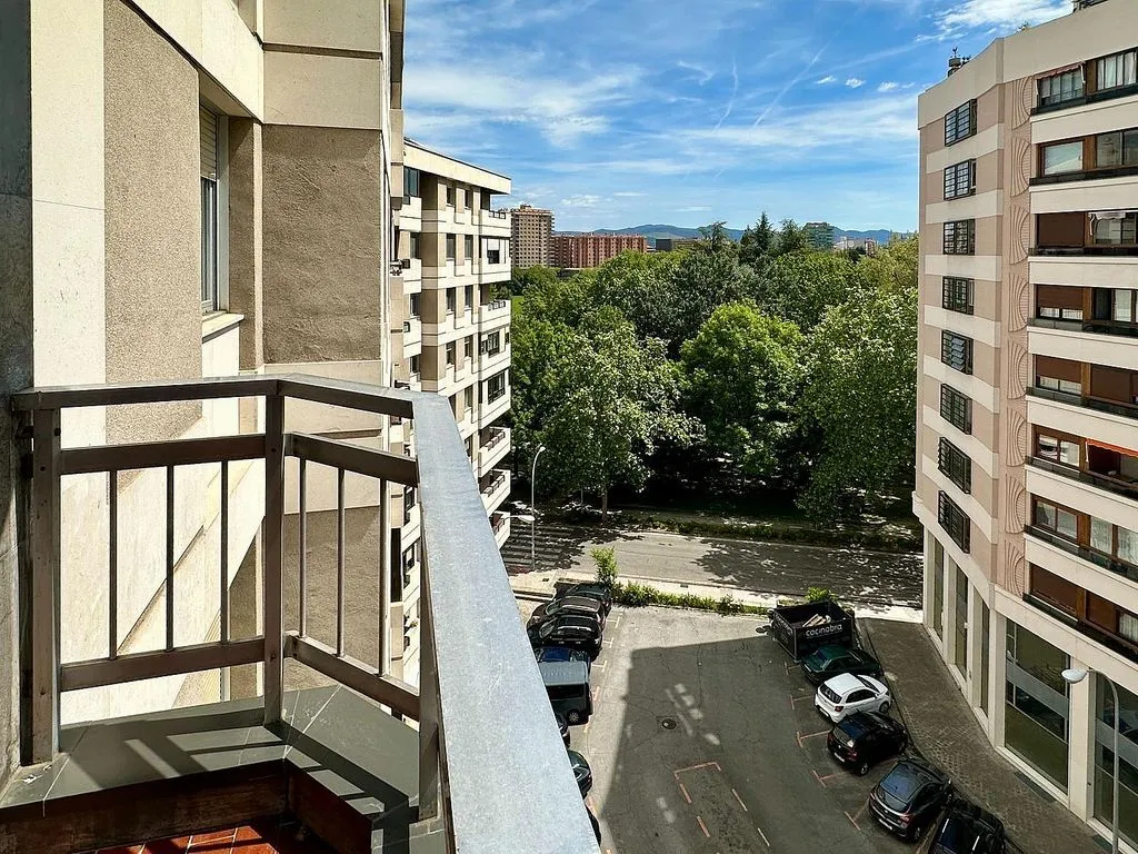 Balcon - Apartment with South View in Pamplona