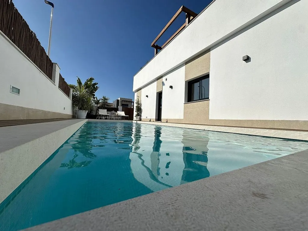 Bassein - Luxury Semidetached House with Pool in Santiago de la Ribera