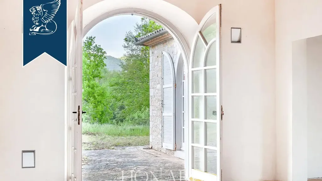Esik - Luxury Villa with Panoramic Views in Orvieto