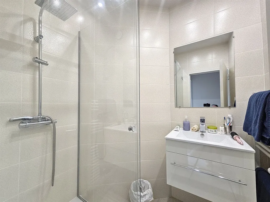 Vannitoad - Luxury Penthouse with Parking in Antwerp Centre