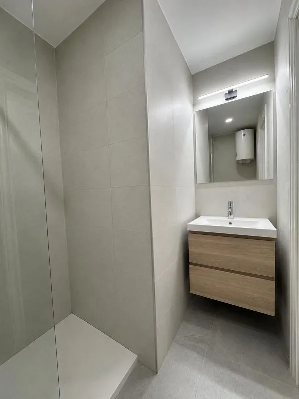 Salles de bain - Student-Friendly Flat with Balcony near Murcia