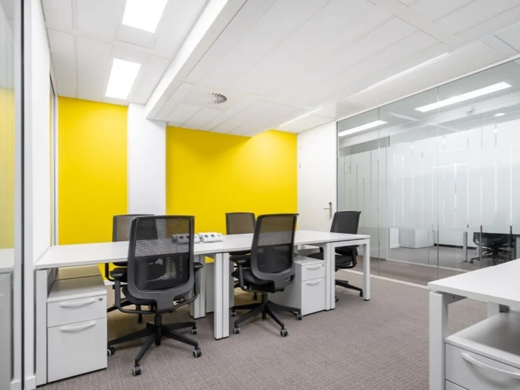 Studio - Commercial Offices with Avenida Access in Oeiras