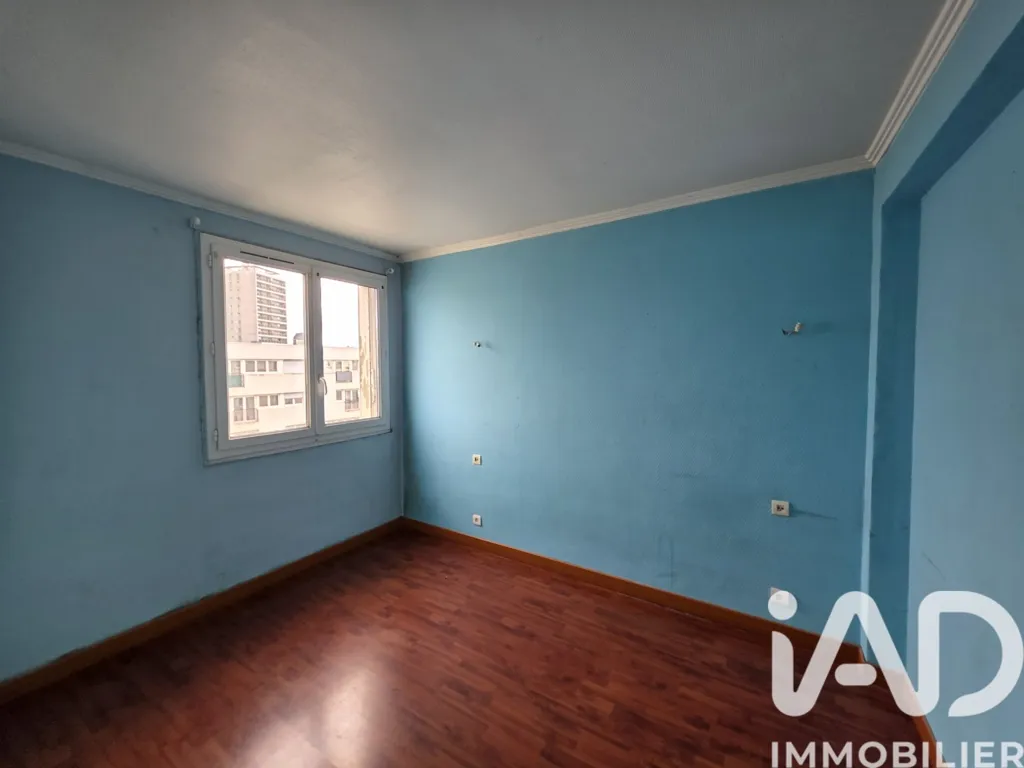 Pièces - Appartement 4 Pièces avec Balcon à Villejuif