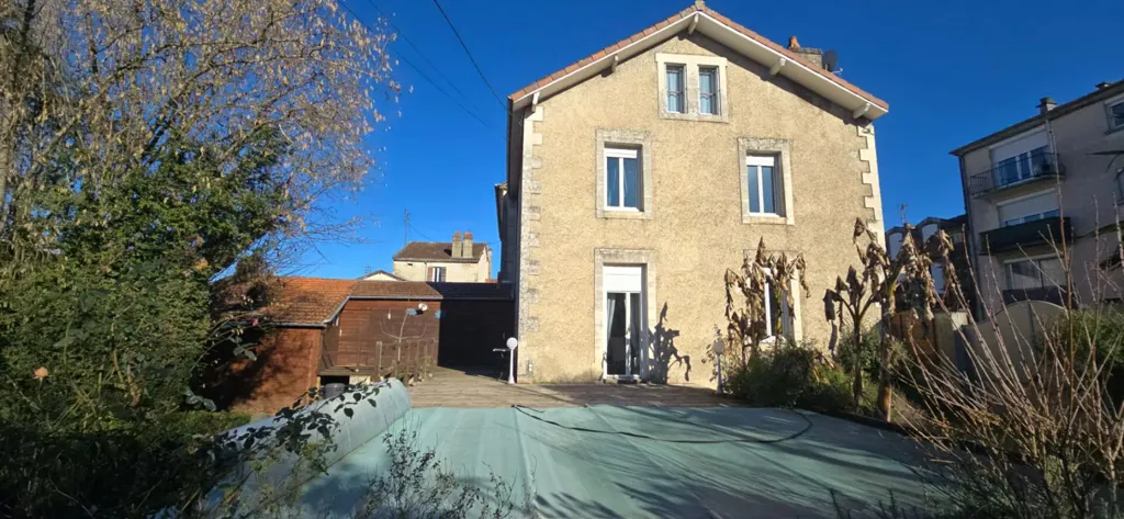 Extérieur - Maison de Ville avec Piscine à Périgueux