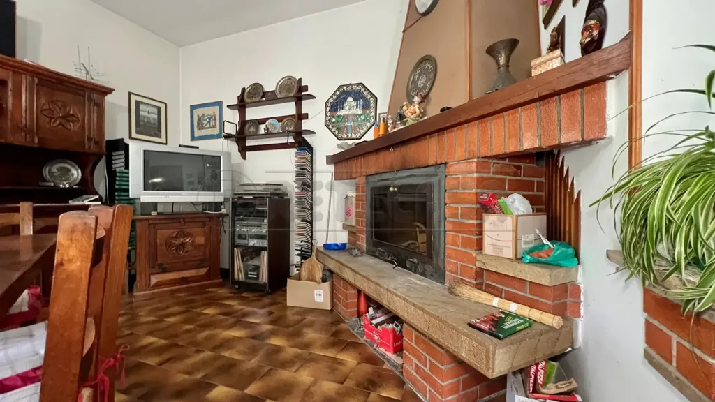 Salle à manger - Villa with Secure Vault in Vo'