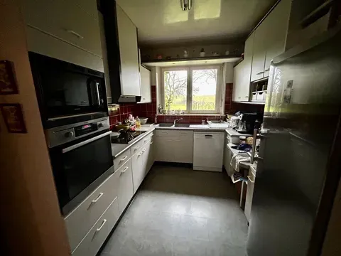 Cuisine - Maison d'Architecte avec Terrain à Madonne et Lamerey
