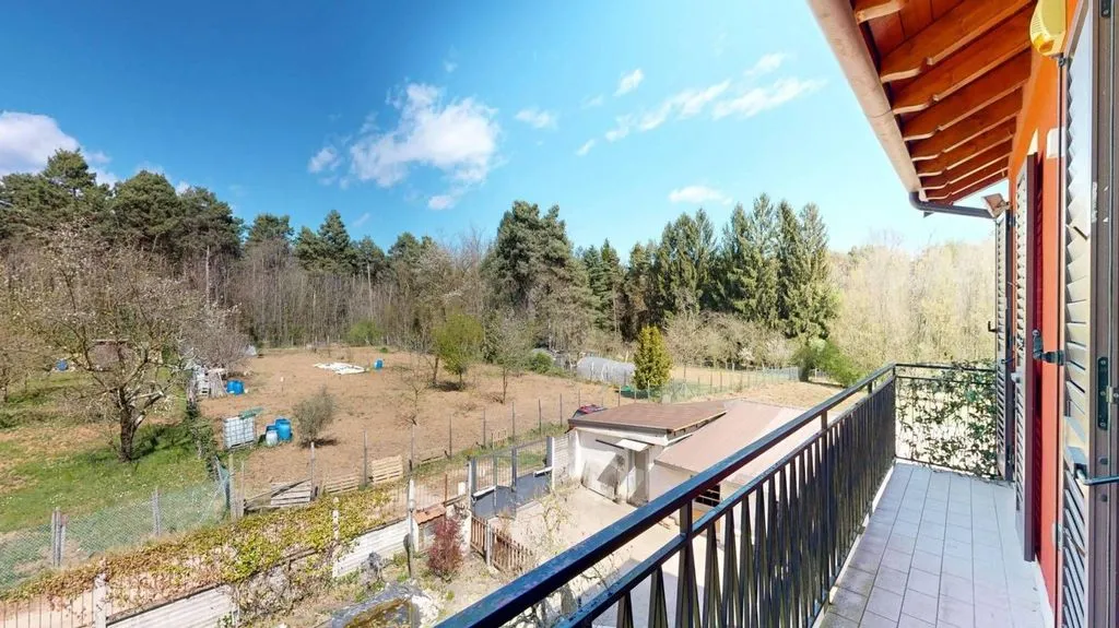 Balcon - Rustic Villa with Private Garden in Tradate