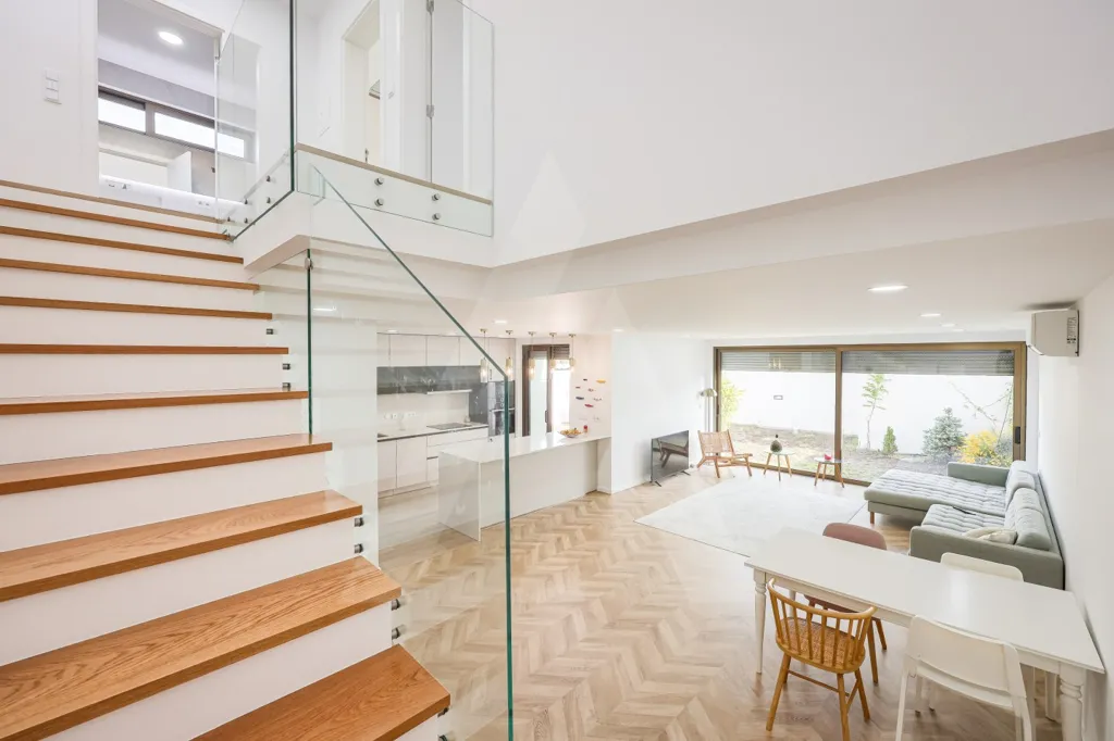 Pièces - Contemporary Villa with Ria View in Ílhavo