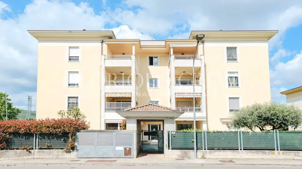 Extérieur - Modern Apartment with Private Garden in Mazzano