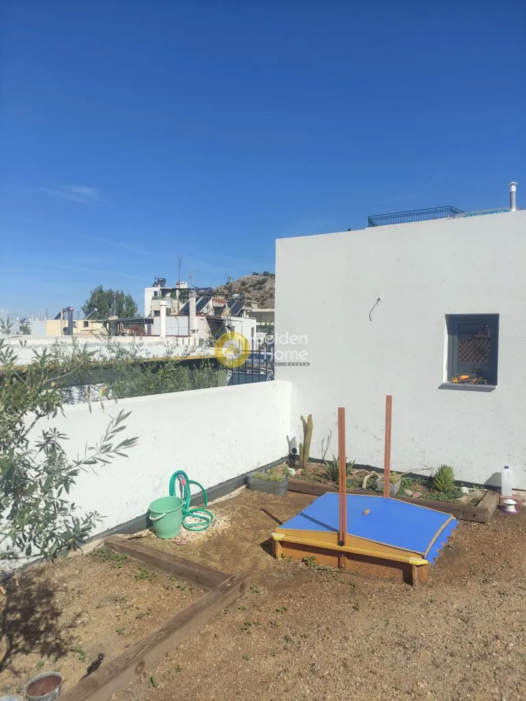 Terrasse - Fully Renovated Flat with Balcony in Tourkovounia