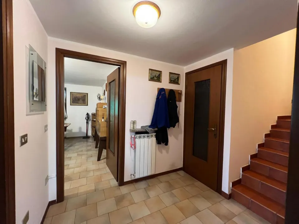 Hallway - Independent Villa with Garden in Mortara