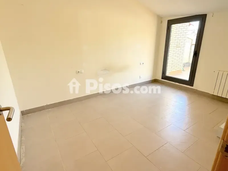 Pièces - Duplex with Terrace in Rubí, Ca N'Oriol
