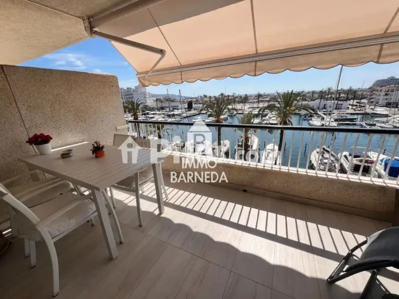 Terrass - Reformed Apartment with Sea View in Port Grec