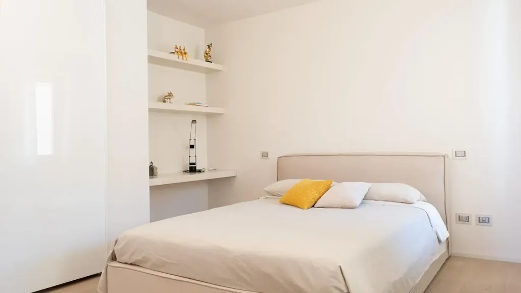 Bedrooms - Seafront Apartment with Balcony in Viareggio