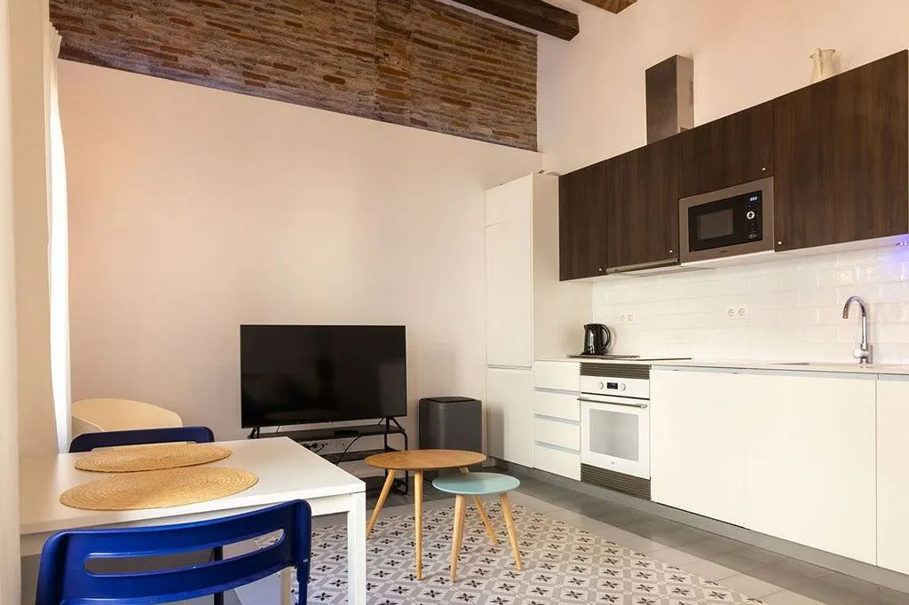 Cuisine - Furnished Flat with Balcony in Barcelona