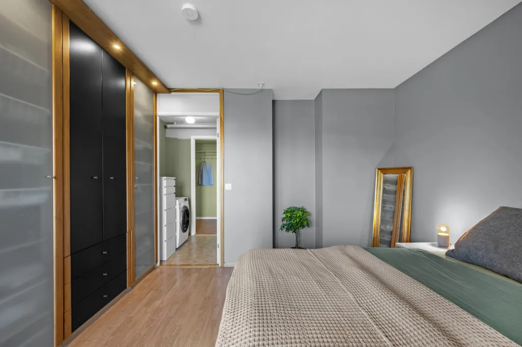 Camere da letto - Spacious 3-Bedroom Flat with Balconies in Furuset