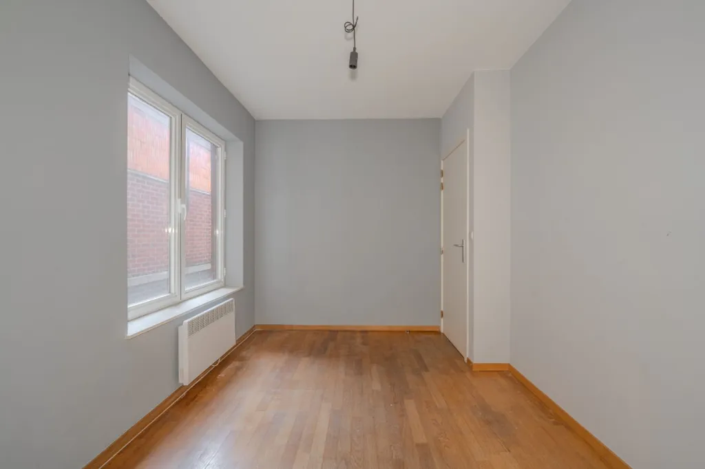 Pièces - Appartement de rez-de-chaussée avec terrasse en centre-ville