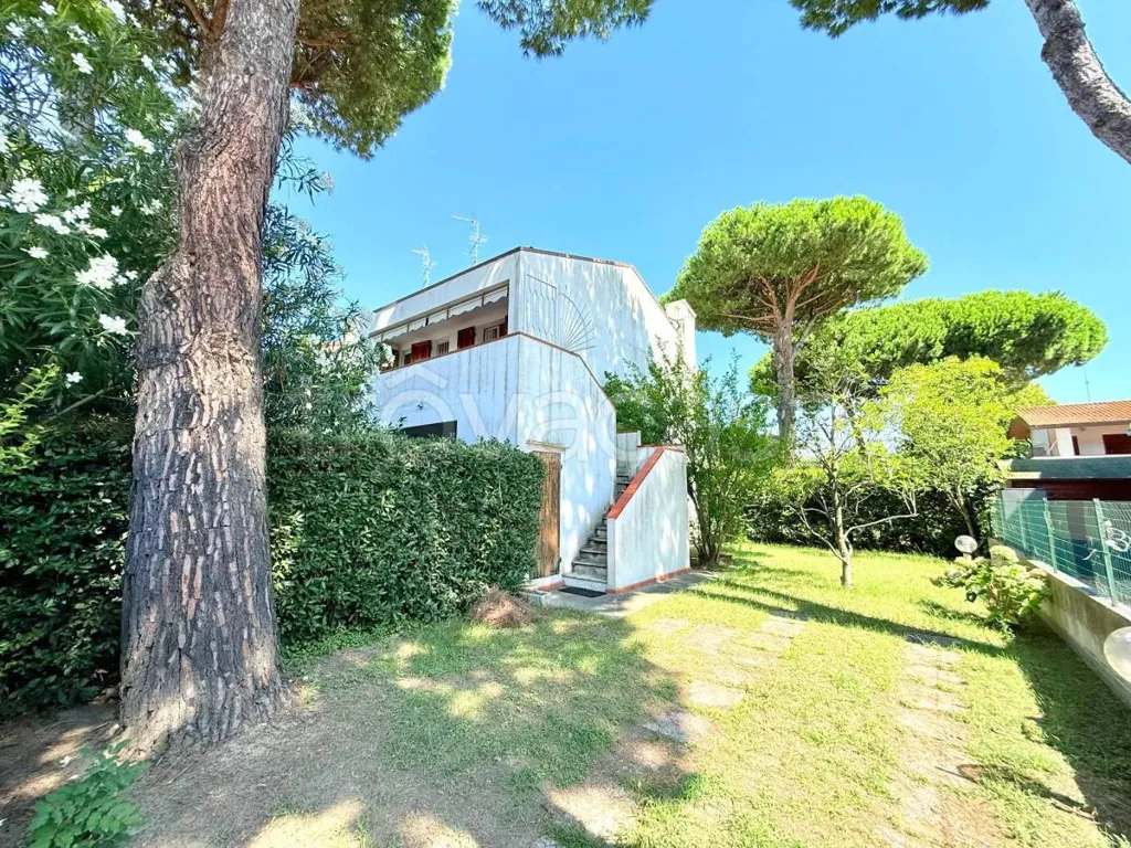 Aed - Terraced Villa with Private Garden in Comacchio