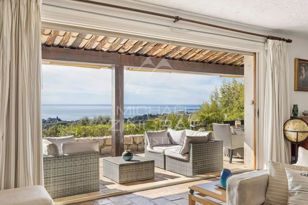 Terrace - Provençal Villa with Panoramic Sea View near Cannes