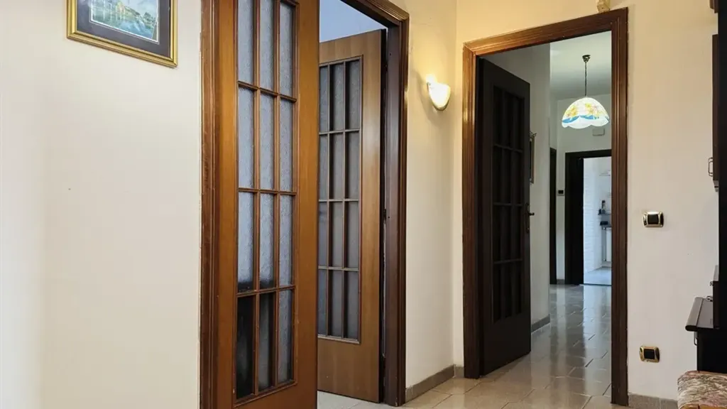 Entrée - Apartment with Balcony in Marino