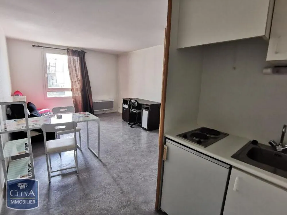 Cuisine - Appartement T1 avec Ascenseur à Chambéry