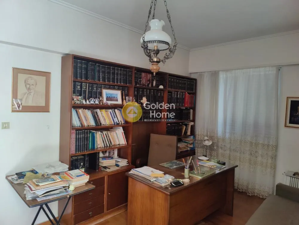 Kabinet - Apartment with Balcony in Cholargos
