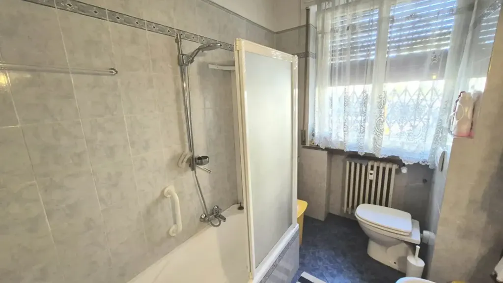 Vannitoad - Classical Apartment with Balcony in Florence