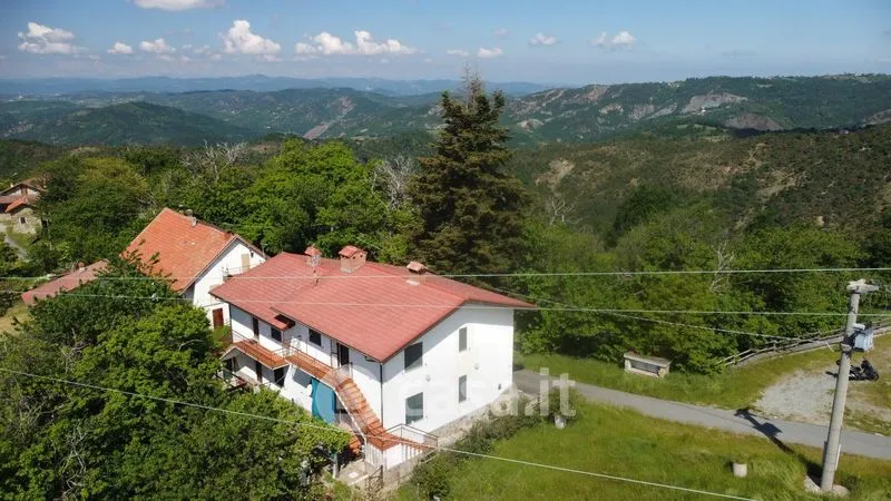 Õhuvaade - Villa with Monviso View in Ponzone