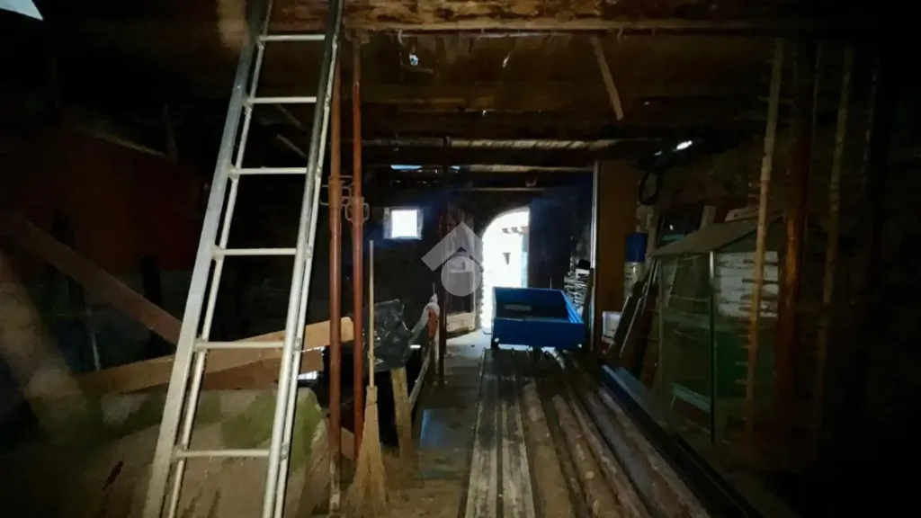 Pièces - Rustic Property with Private Courtyard in Incudine