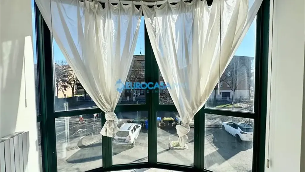 Toad - Spacious 2-Bedroom Apartment with Garage in Carpi