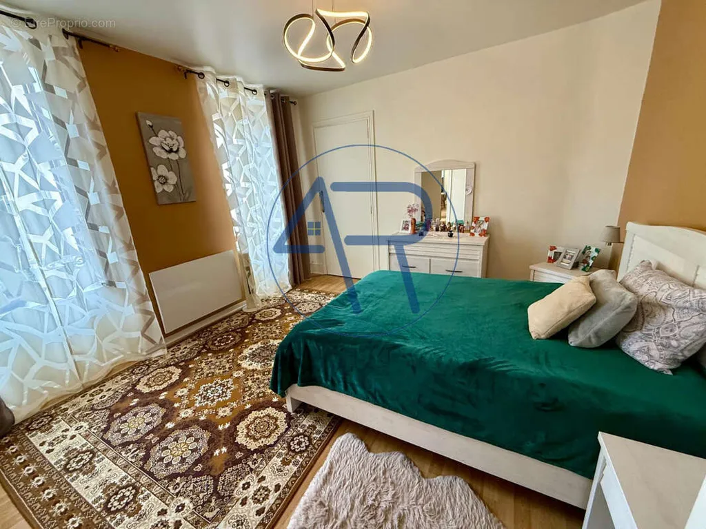 Magamistoad - Renovated Apartment in Brioude City Centre