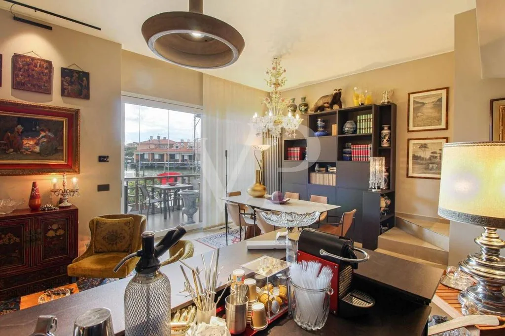 Kabinet - Luxury House with Marina View in Caorle