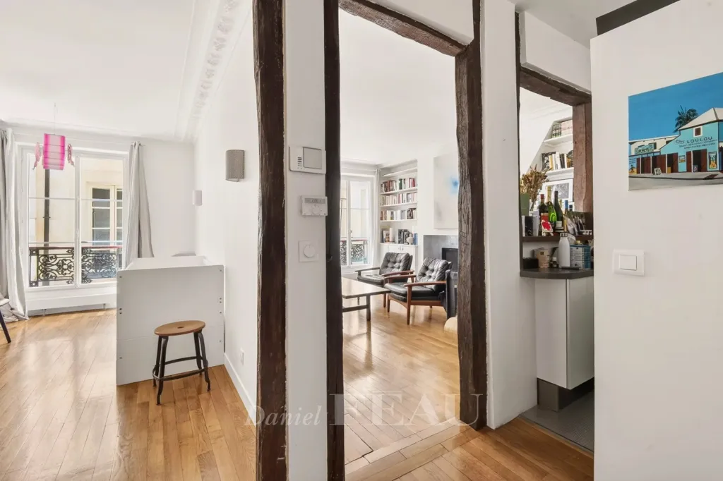 Elutuba - Charming 3-Piece Parisian Flat in Montorgueil